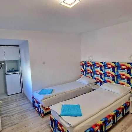 Ridos 3*